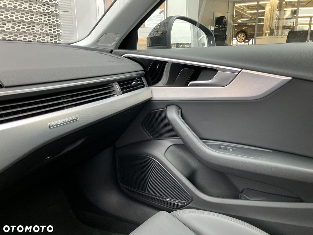 Audi A4 Allroad - 33