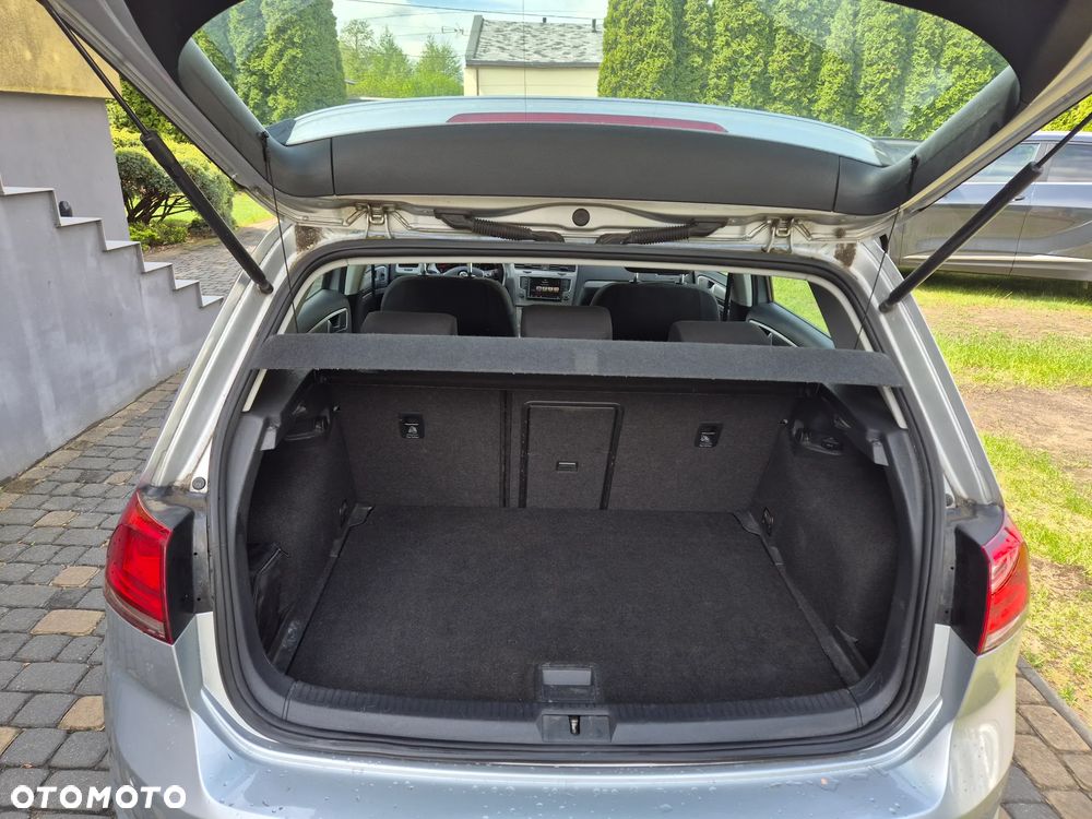 Volkswagen Golf 1.0 TSI BlueMotion Comfortline - 11