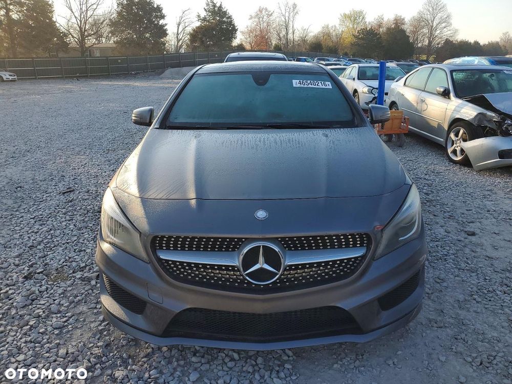 Mercedes-Benz CLA 250 4Matic 7G-DCT - 2