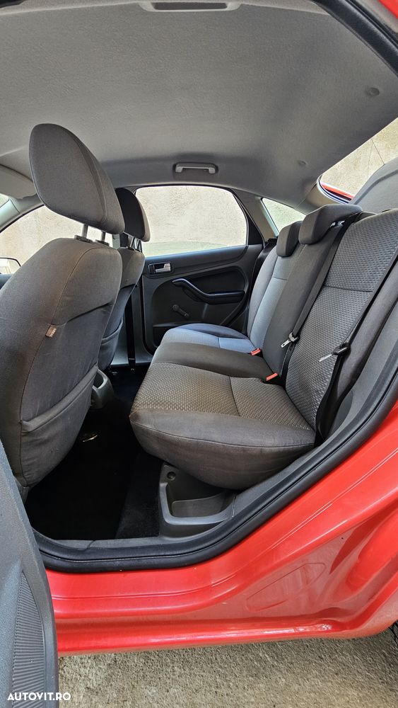 Ford Focus 1.6 TDCi Trend - 3