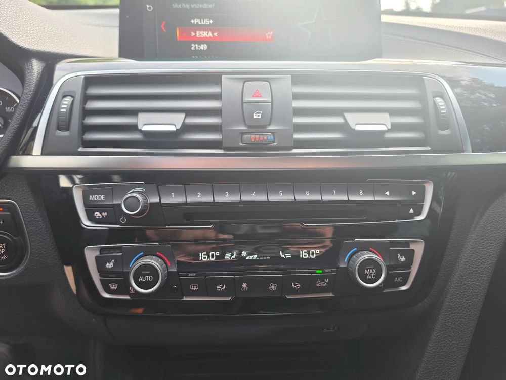 BMW Seria 3 330d Sport Line Shadow - 19