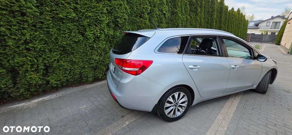 Kia Ceed 1.6 CRDi L Business Line - 4