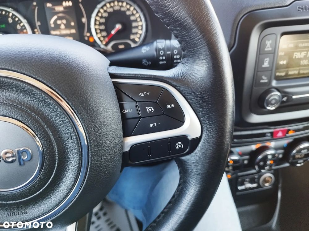 Jeep Renegade - 33