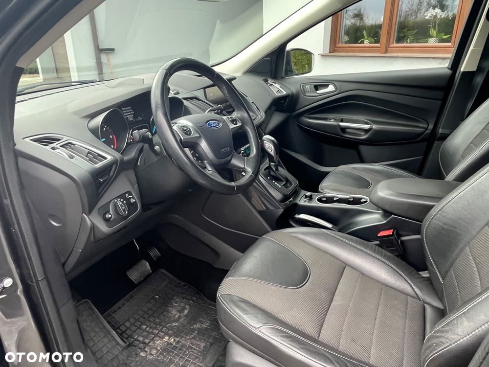 Ford Kuga 2.0 TDCi 4x4 Titanium - 20
