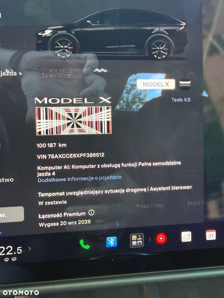 Tesla Model X Plaid - 15