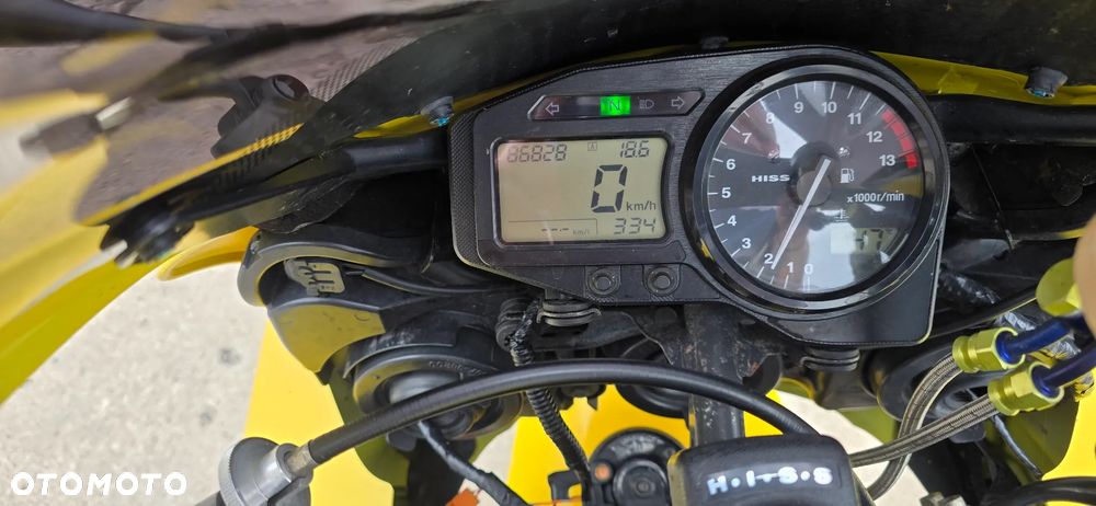 Honda CBR - 8