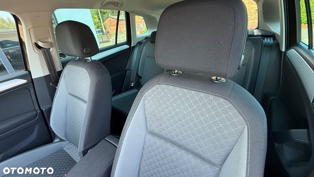 Volkswagen Tiguan - 20
