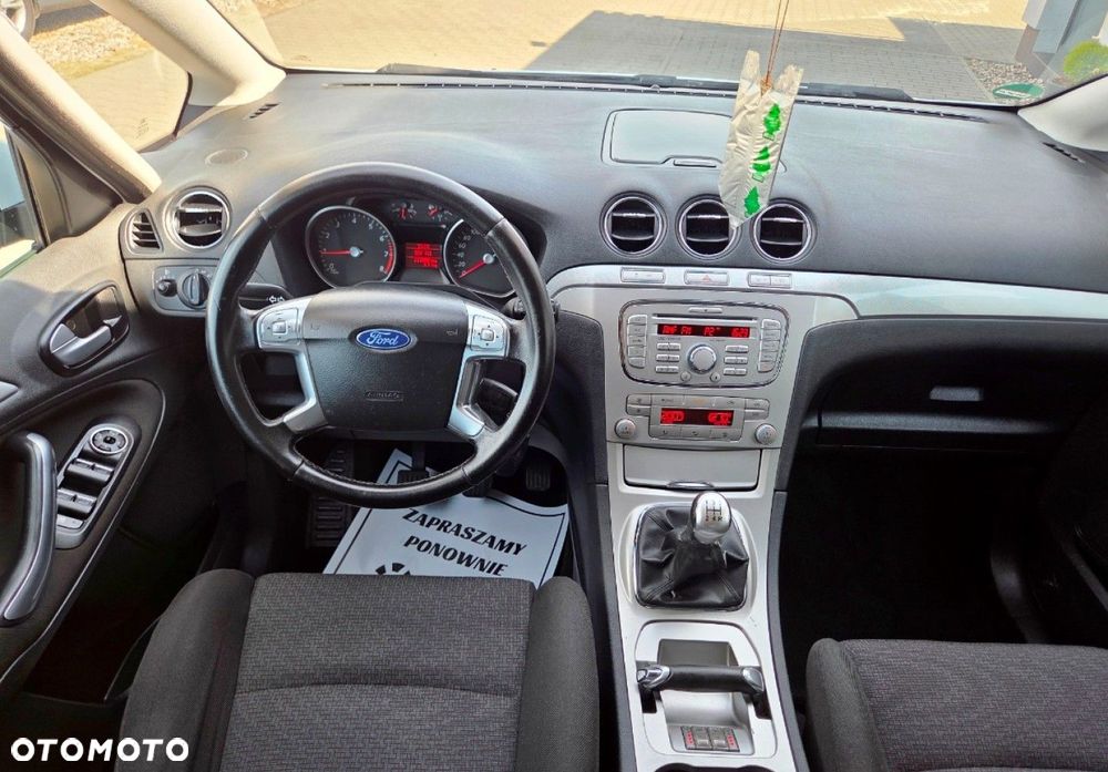 Ford S-Max - 7