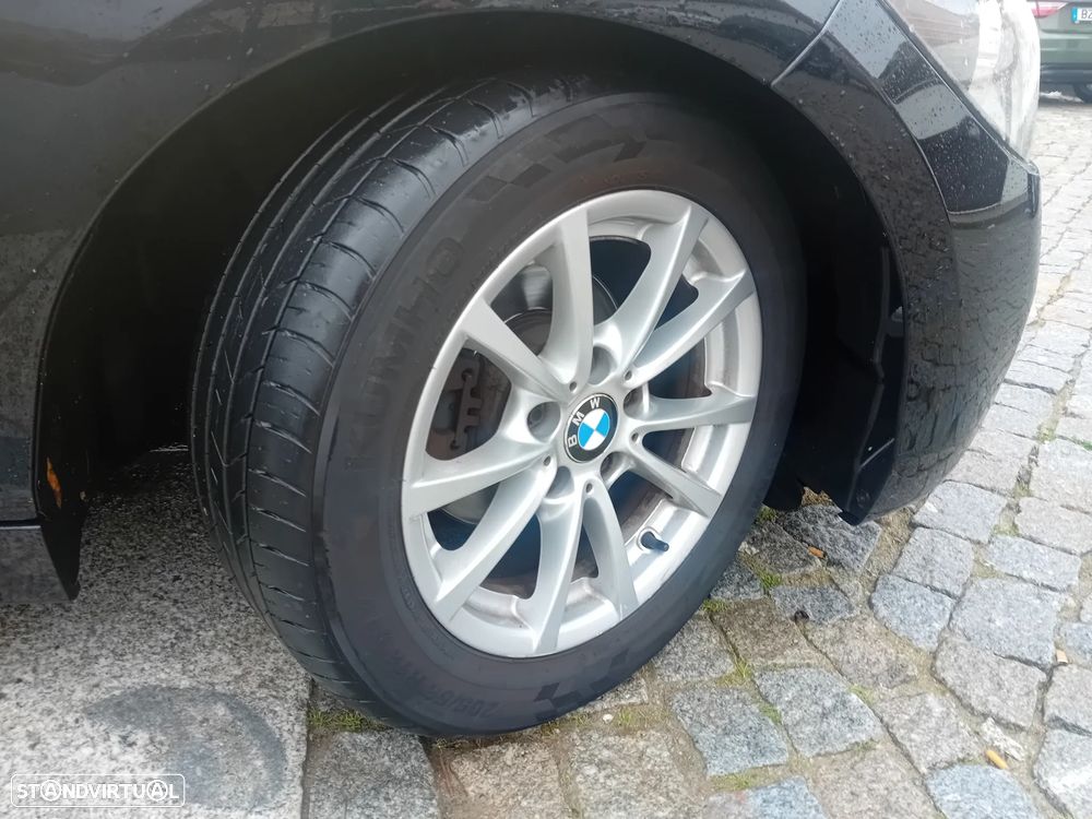 BMW 116 d EDynamics Line Urban - 12