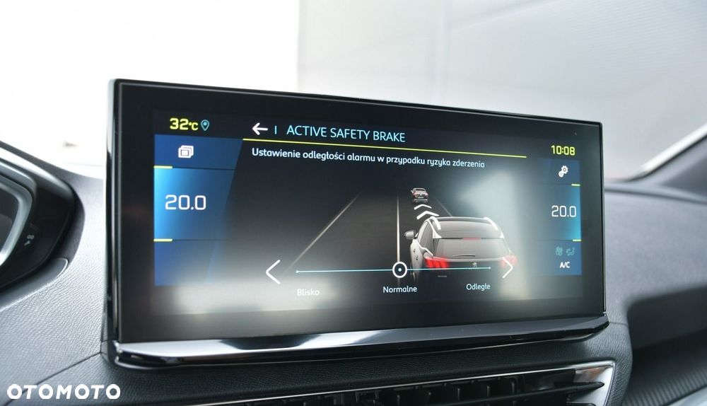 Peugeot 3008 225 e-EAT8 Allure Pack - 26