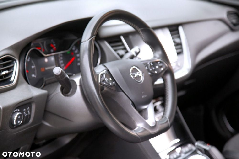 Opel Grandland X - 18