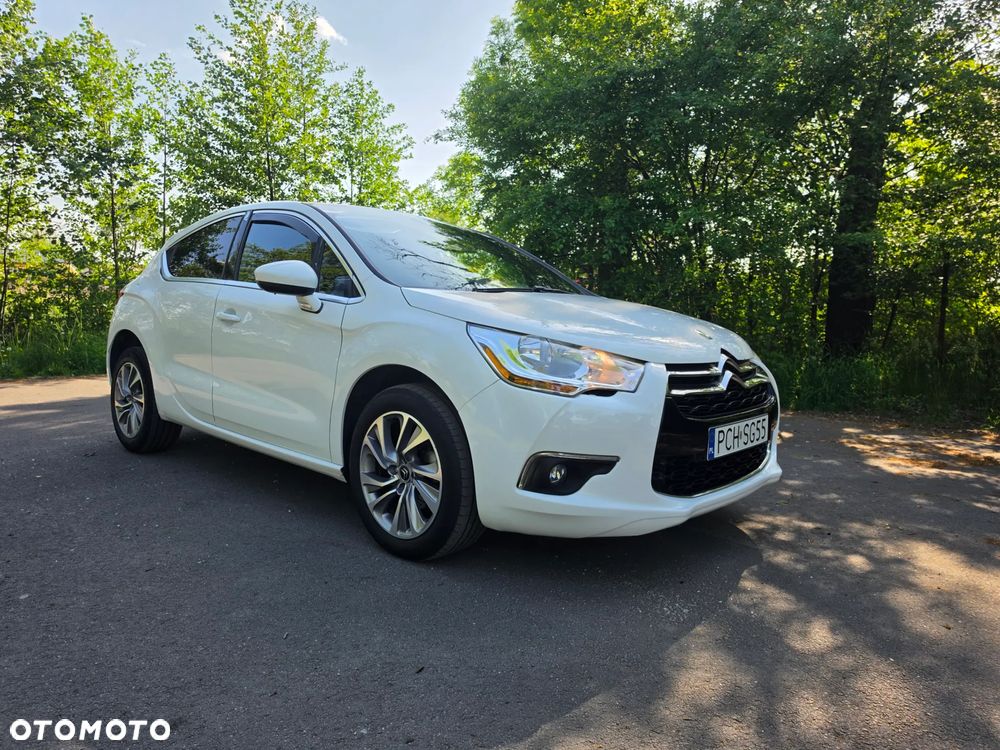 Citroën DS4 e-HDi 115 Chic - 1