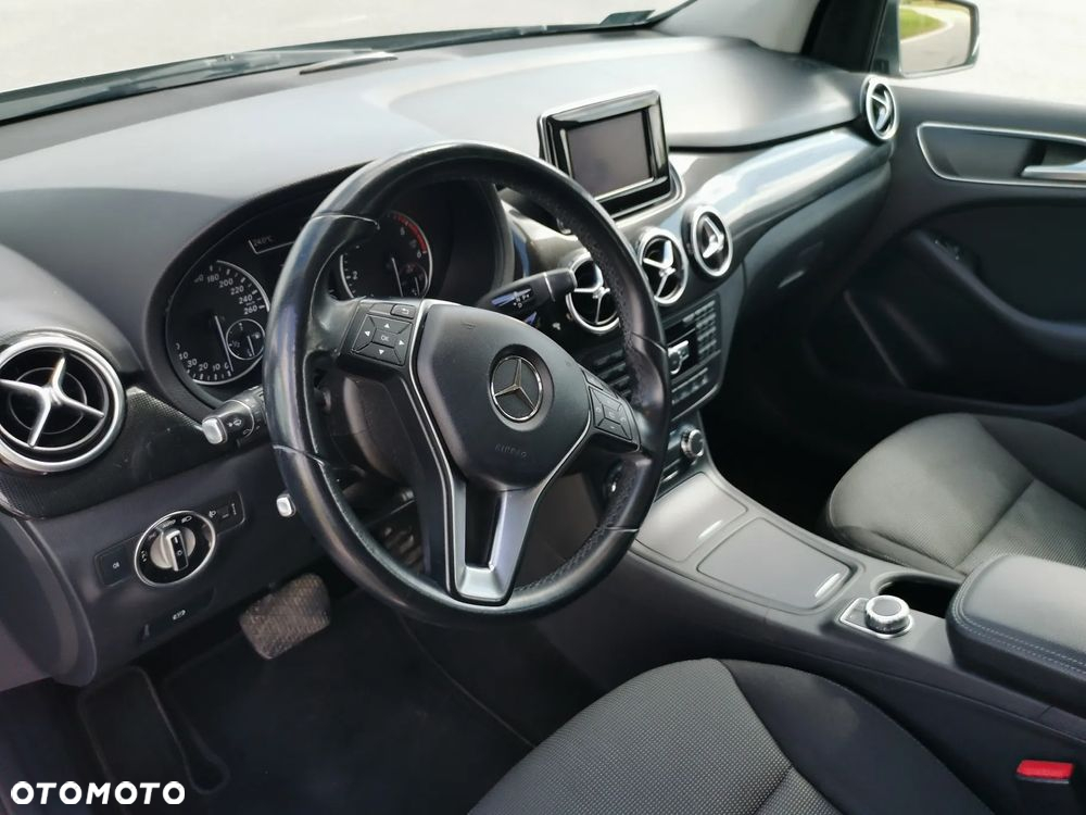 Mercedes-Benz Klasa B 180 CDI 7G-DCT - 17