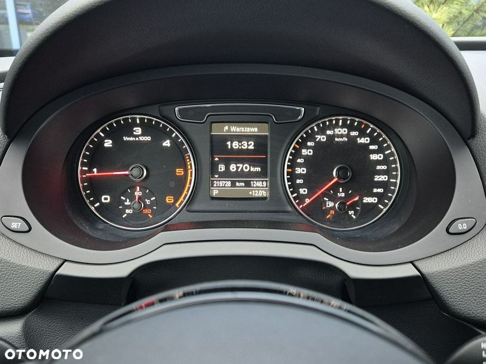 Audi Q3 2.0 TDI Quattro S tronic - 28