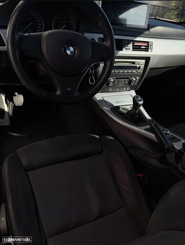 BMW 320 d Coupe - 10