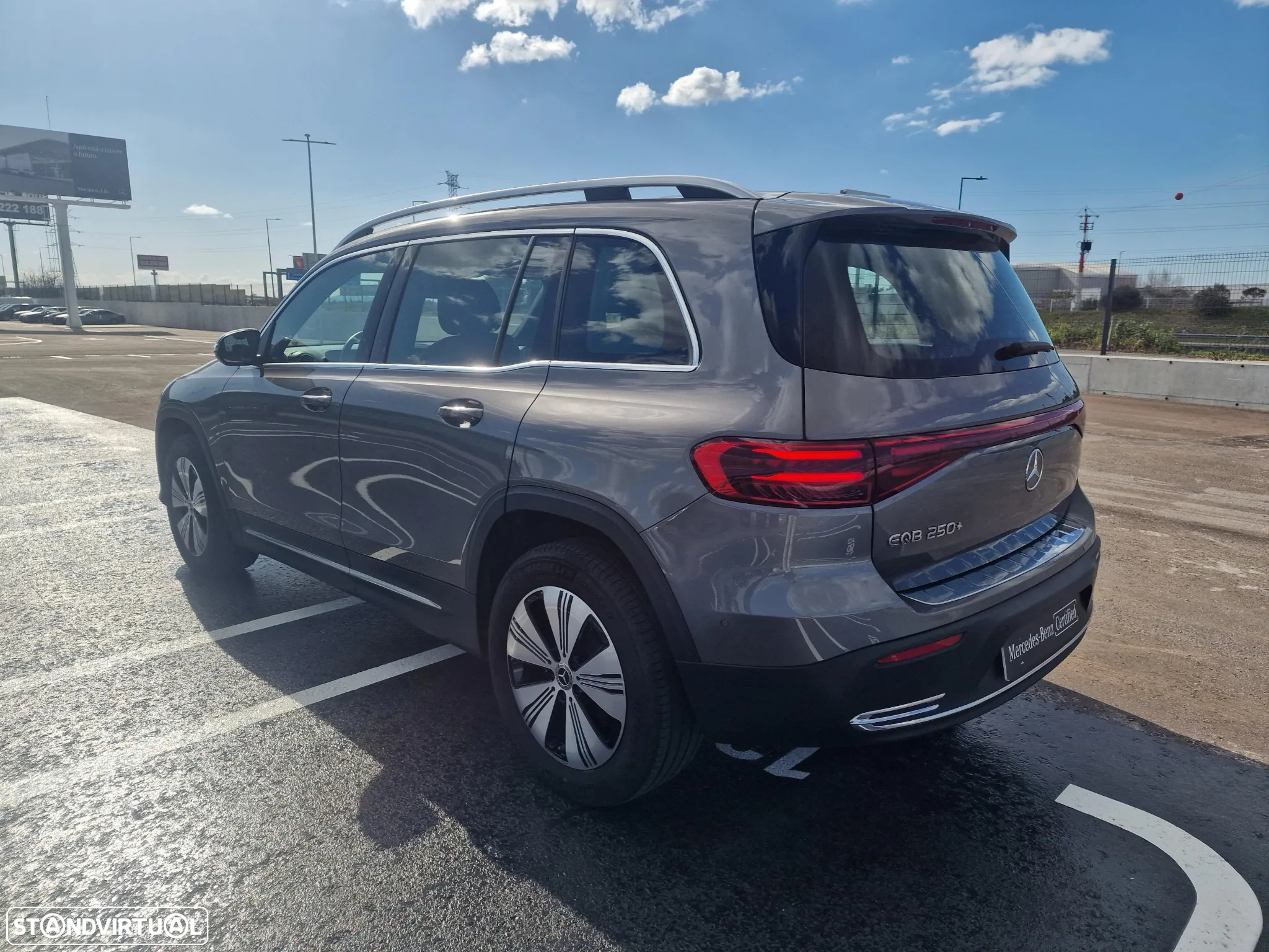 Mercedes-Benz EQB 250+ Edition - 10
