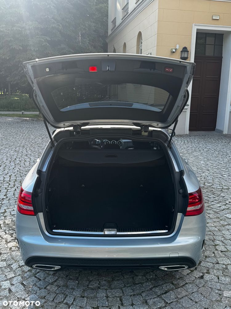 Mercedes-Benz Klasa C 220 CDI DPF Automatik Avantgarde - 33