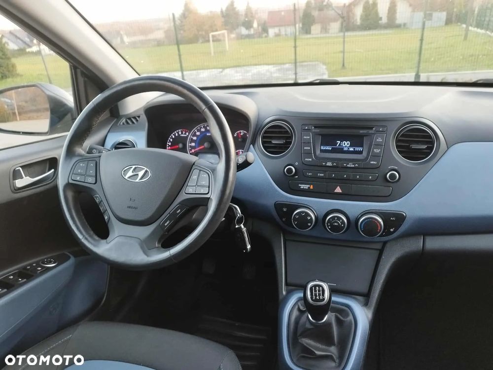 Hyundai i10 1.2 Premium - 11