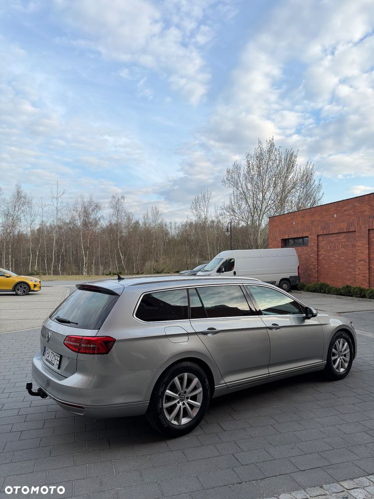 Volkswagen Passat - 18