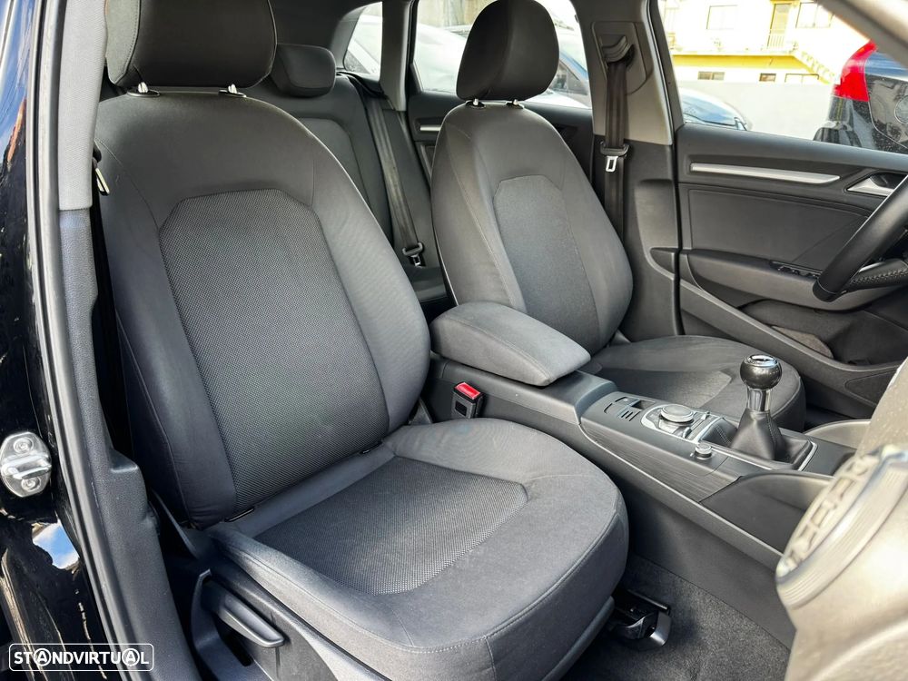 Audi A3 Sportback 1.6 TDI Advance - 18