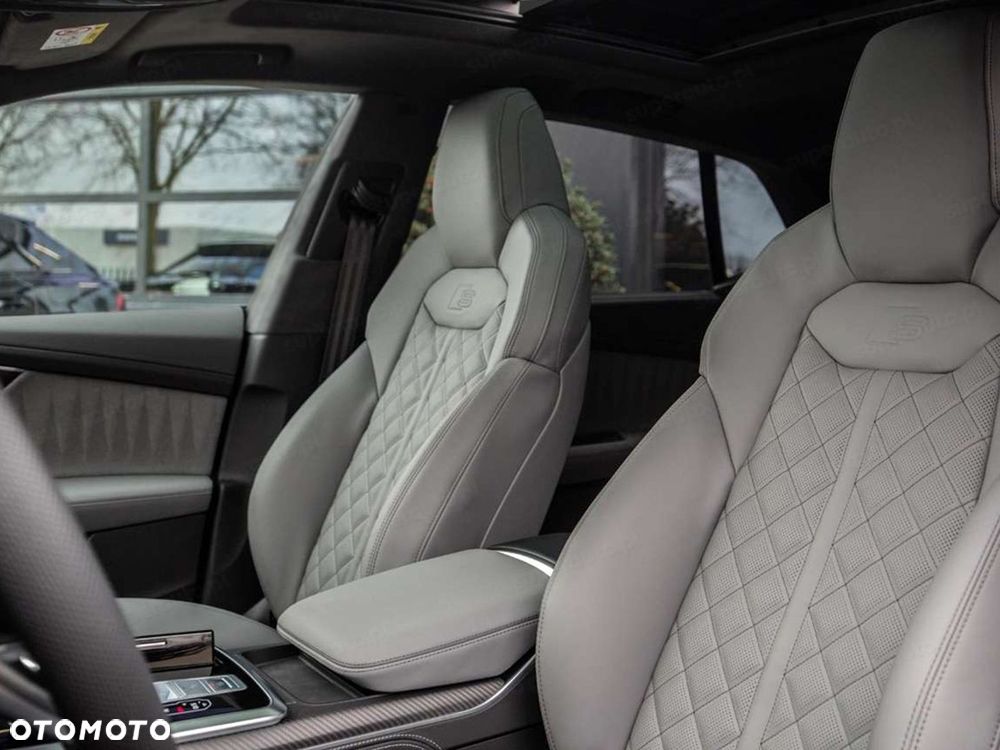 Audi Q8 50 TDI mHEV Quattro Tiptronic - 6