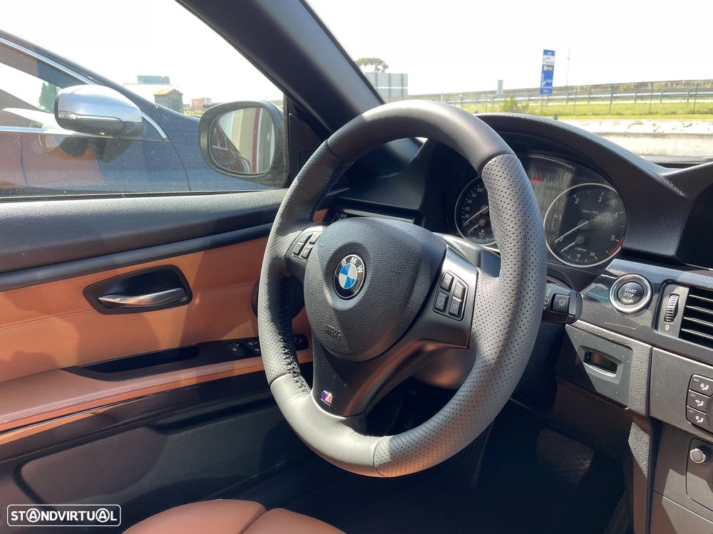 BMW 330 d Auto - 17