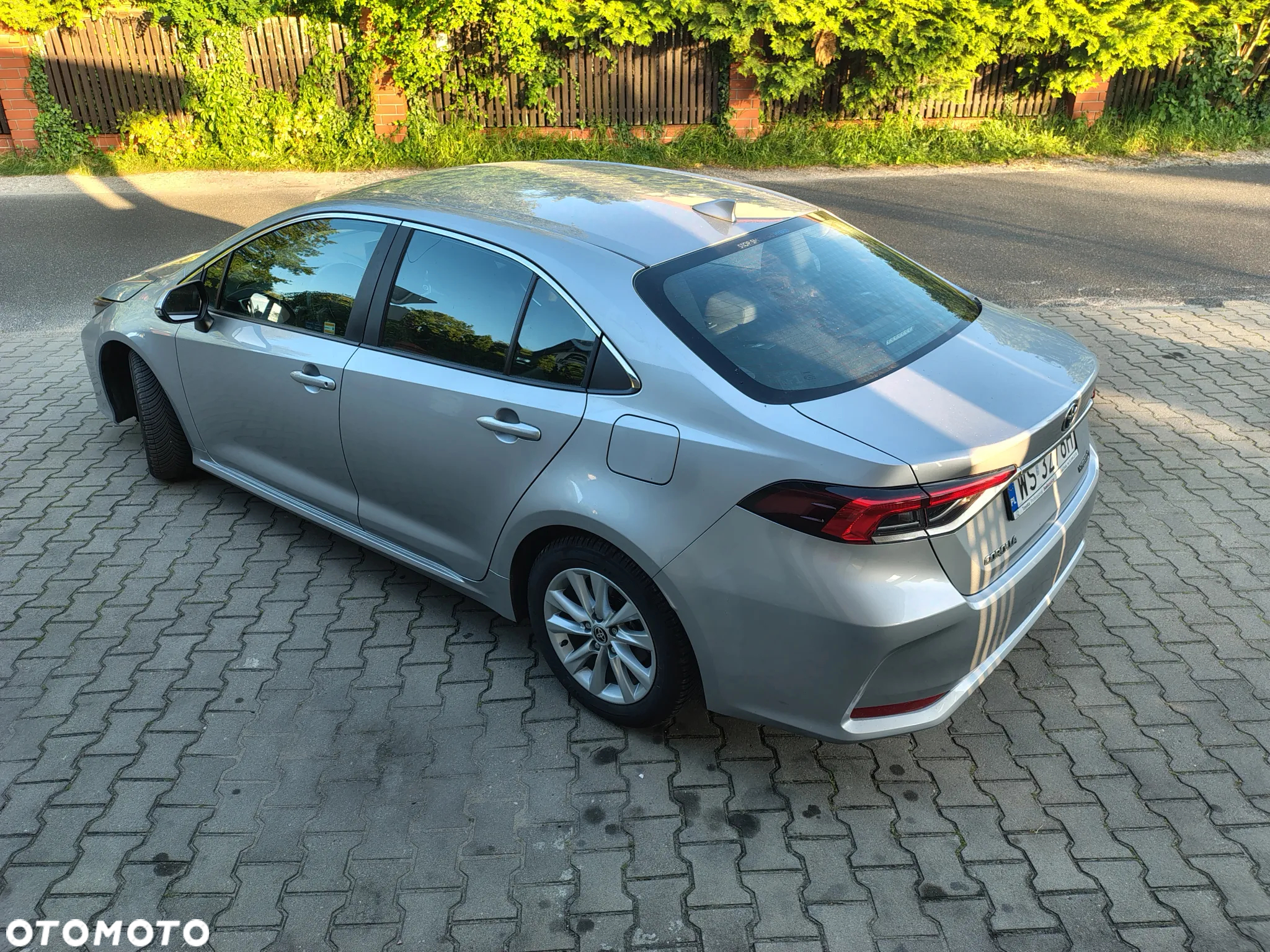 Toyota Corolla 1.8 Hybrid Comfort - 8