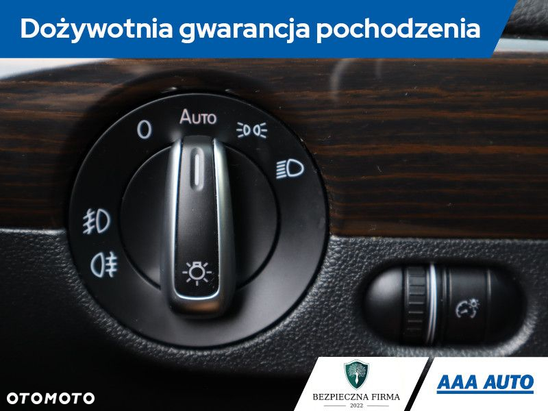 Volkswagen Jetta - 22