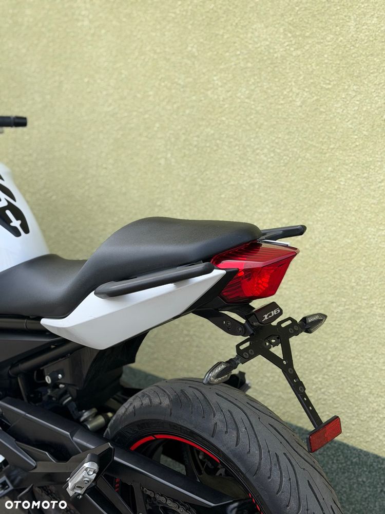 Yamaha XJ - 18
