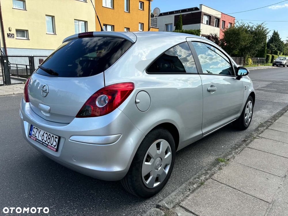 Opel Corsa 1.0 12V Essentia - 3