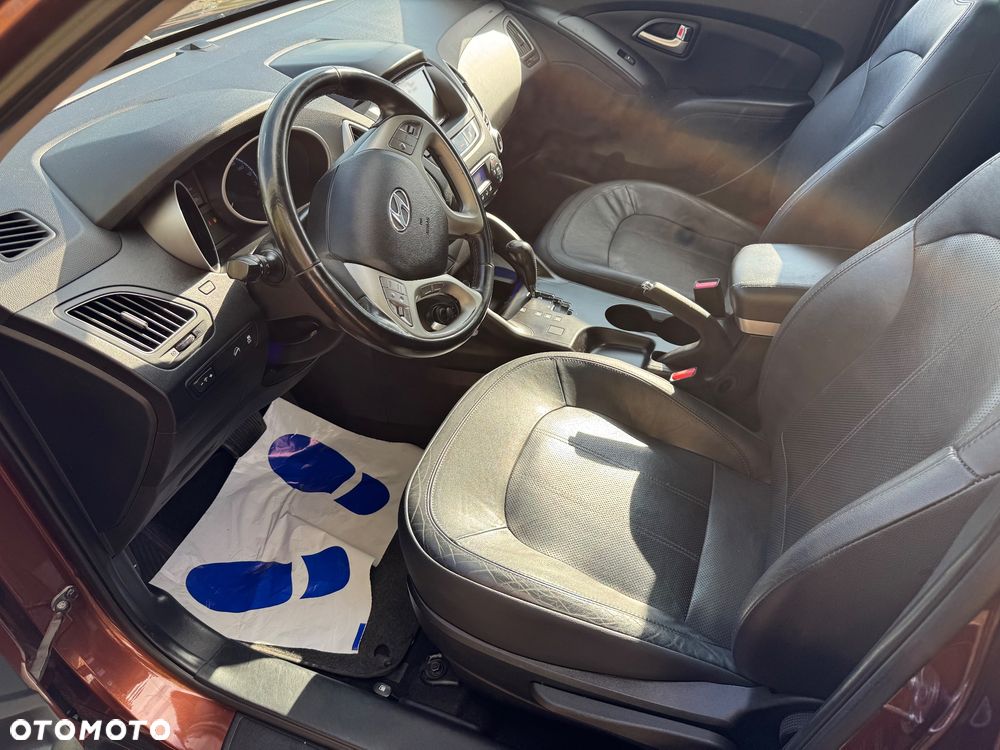 Hyundai ix35 - 12