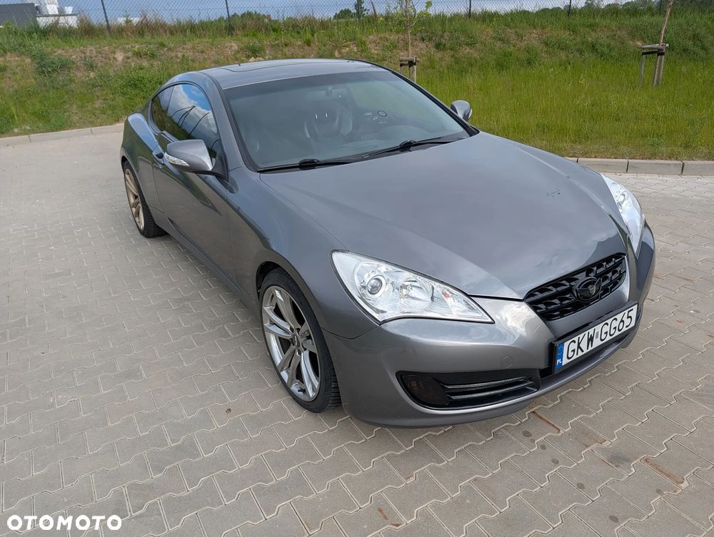 Hyundai Genesis Coupe 3.8 V6 Automatik - 19