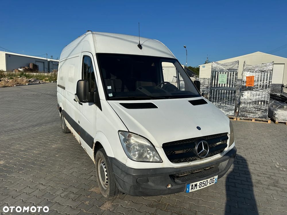 Mercedes-Benz Sprinter 906 - 11
