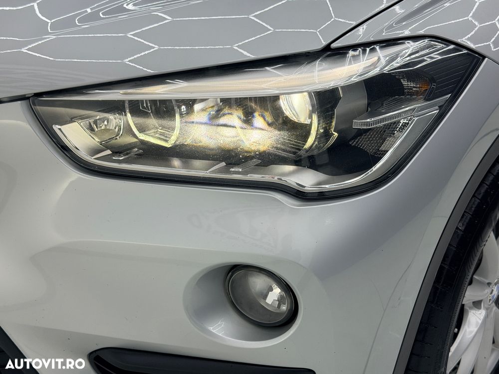 BMW X1 sDrive18d Sport Line - 37