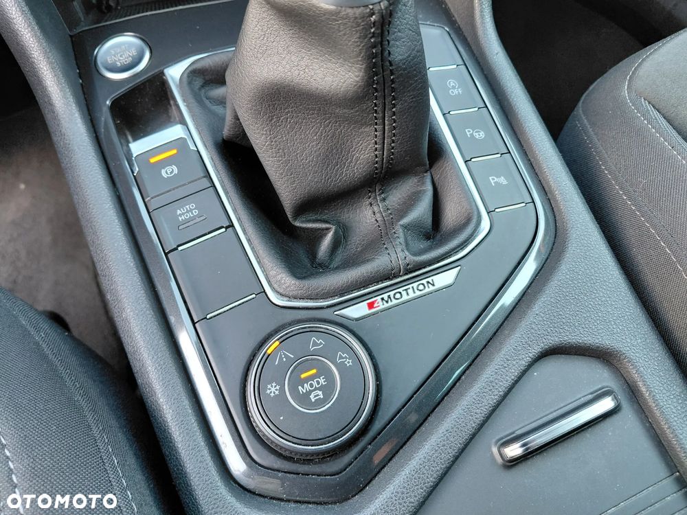 Volkswagen Tiguan - 26