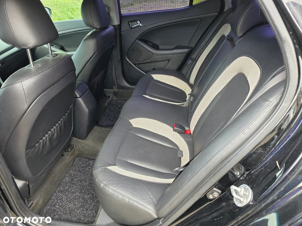 Kia Optima 1.7 CRDI EcoDynamics Spirit - 26