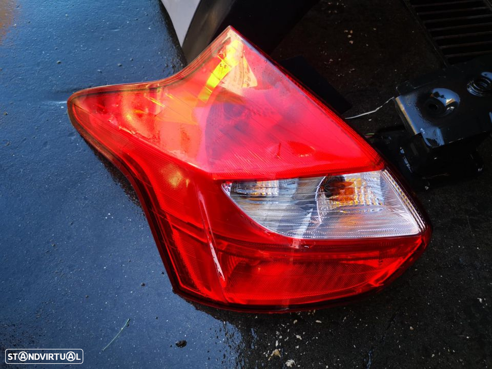 FORD FOCUS III TRASEIRA COMPLETA - TC024 - 10