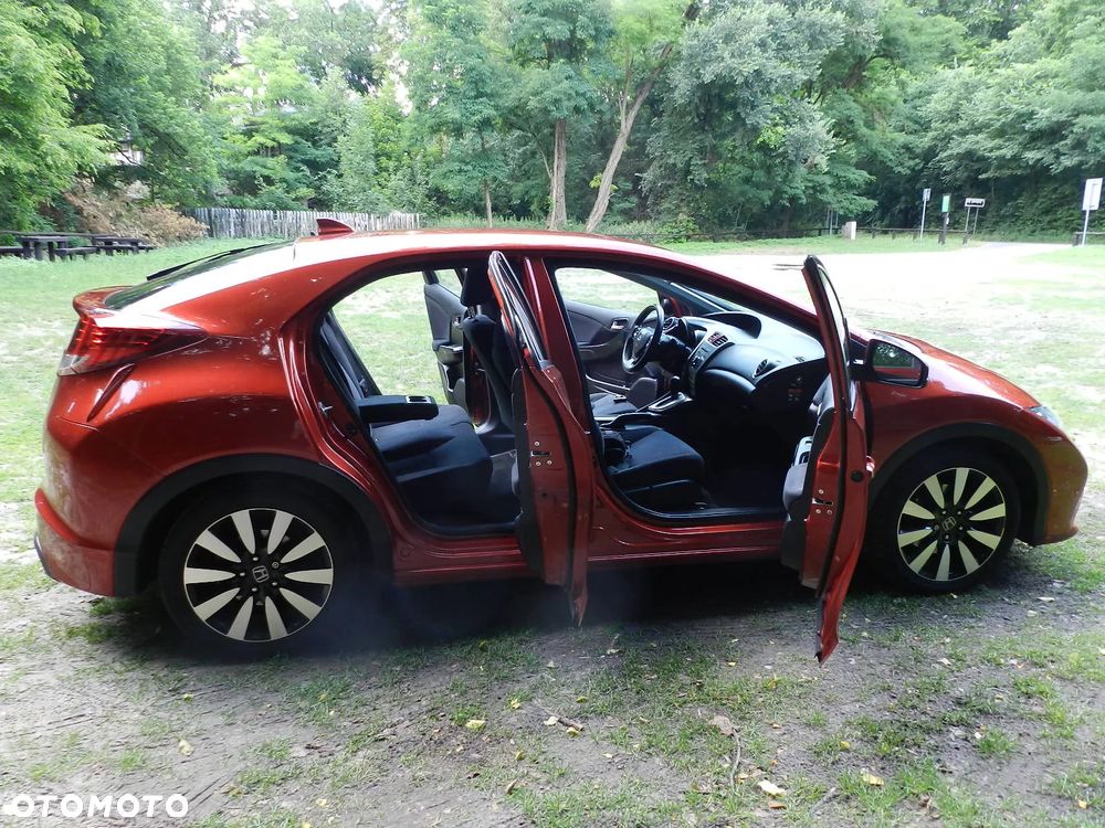 Honda Civic 1.8 i-VTEC Automatik Sport Black Edition - 9