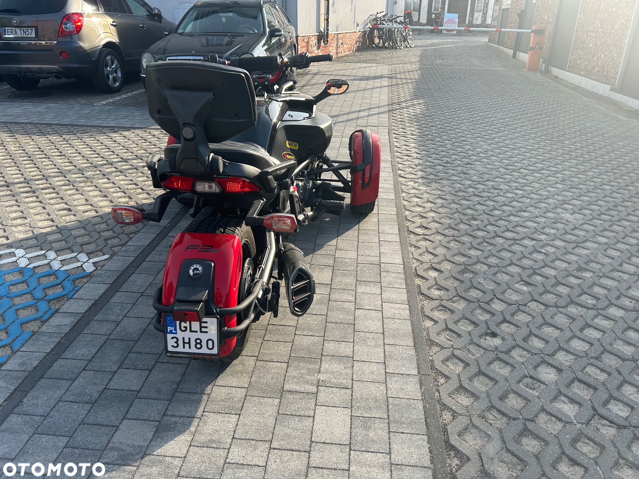 Can-Am Spyder - 30