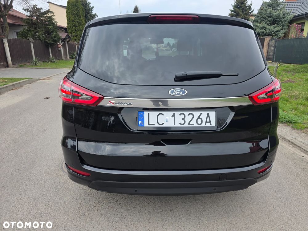 Ford S-Max - 9