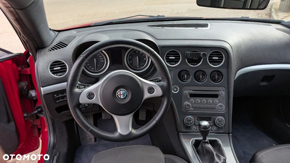 Alfa Romeo Brera - 13