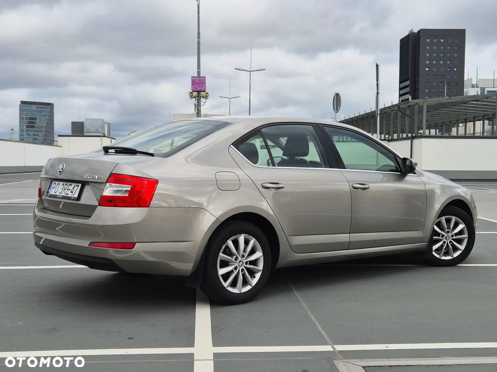 Skoda Octavia 1.4 TSI Ambition - 10