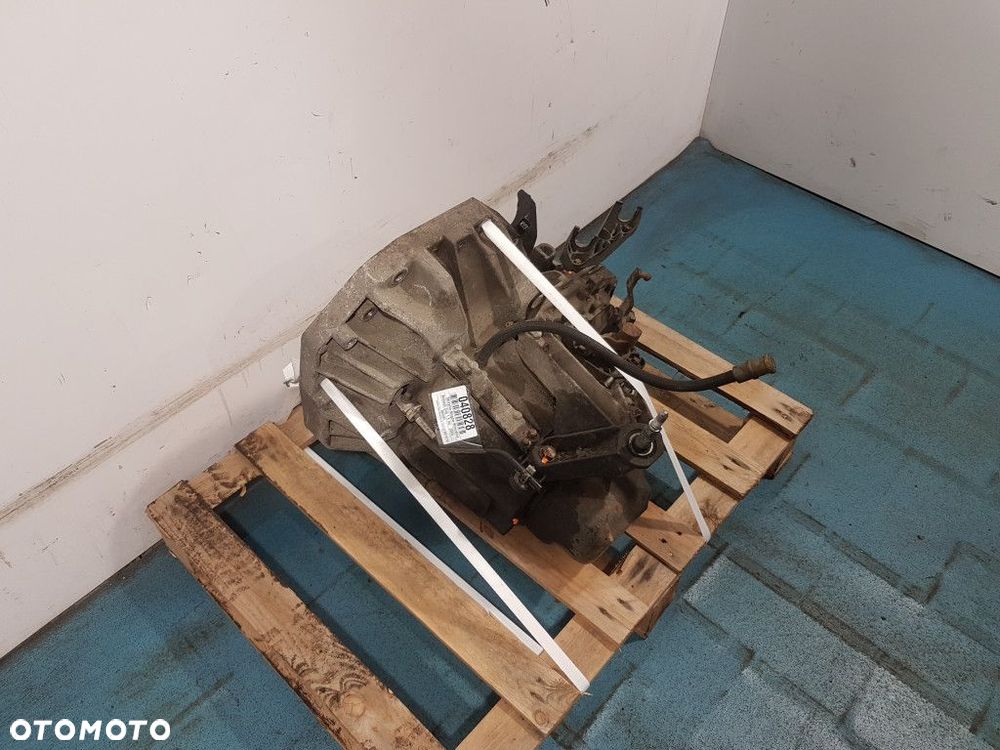 RENAULT CLIO III 1.5 DCI SKRZYNIA BIEGÓW MANUALNA JR5128 - 2