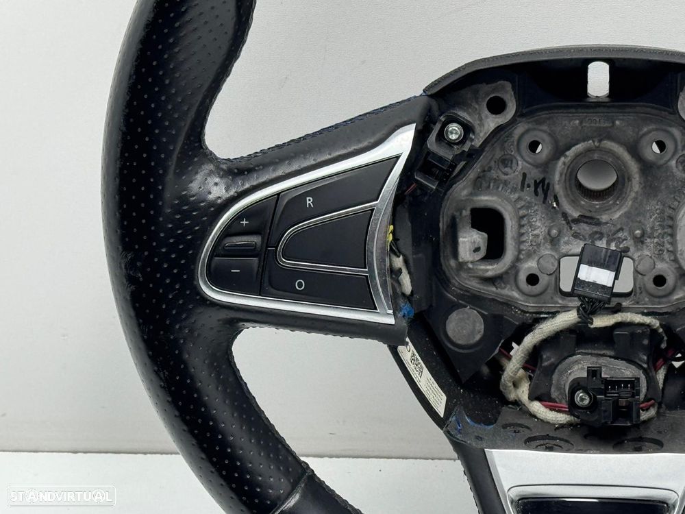 Volante GT LINE - Renault Megane IV (2016) - 2