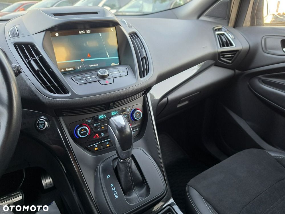 Ford Kuga 2.0 TDCi AWD ST-Line - 37