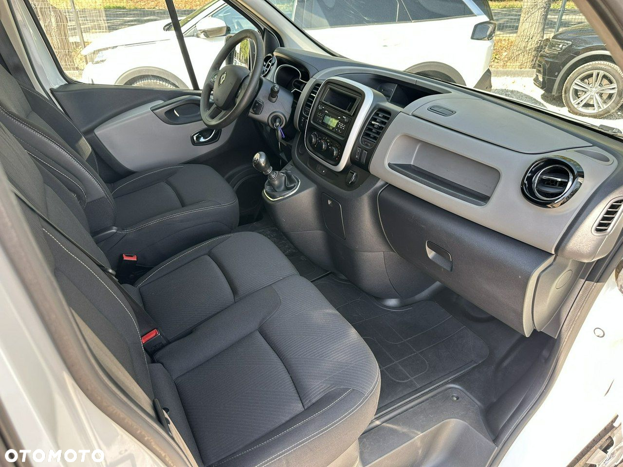 Renault Trafic - 26