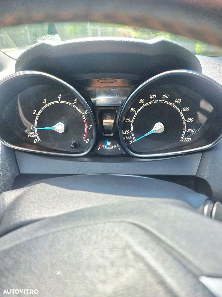 Ford Fiesta 1.0 Start Stop Titanium - 6