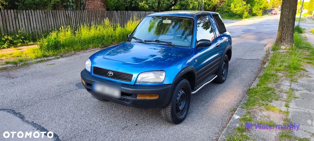 Toyota RAV4 - 6
