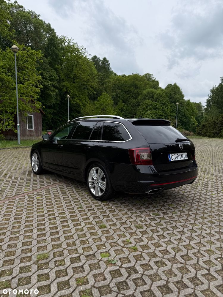Skoda Octavia 2.0 TDI RS DSG - 4