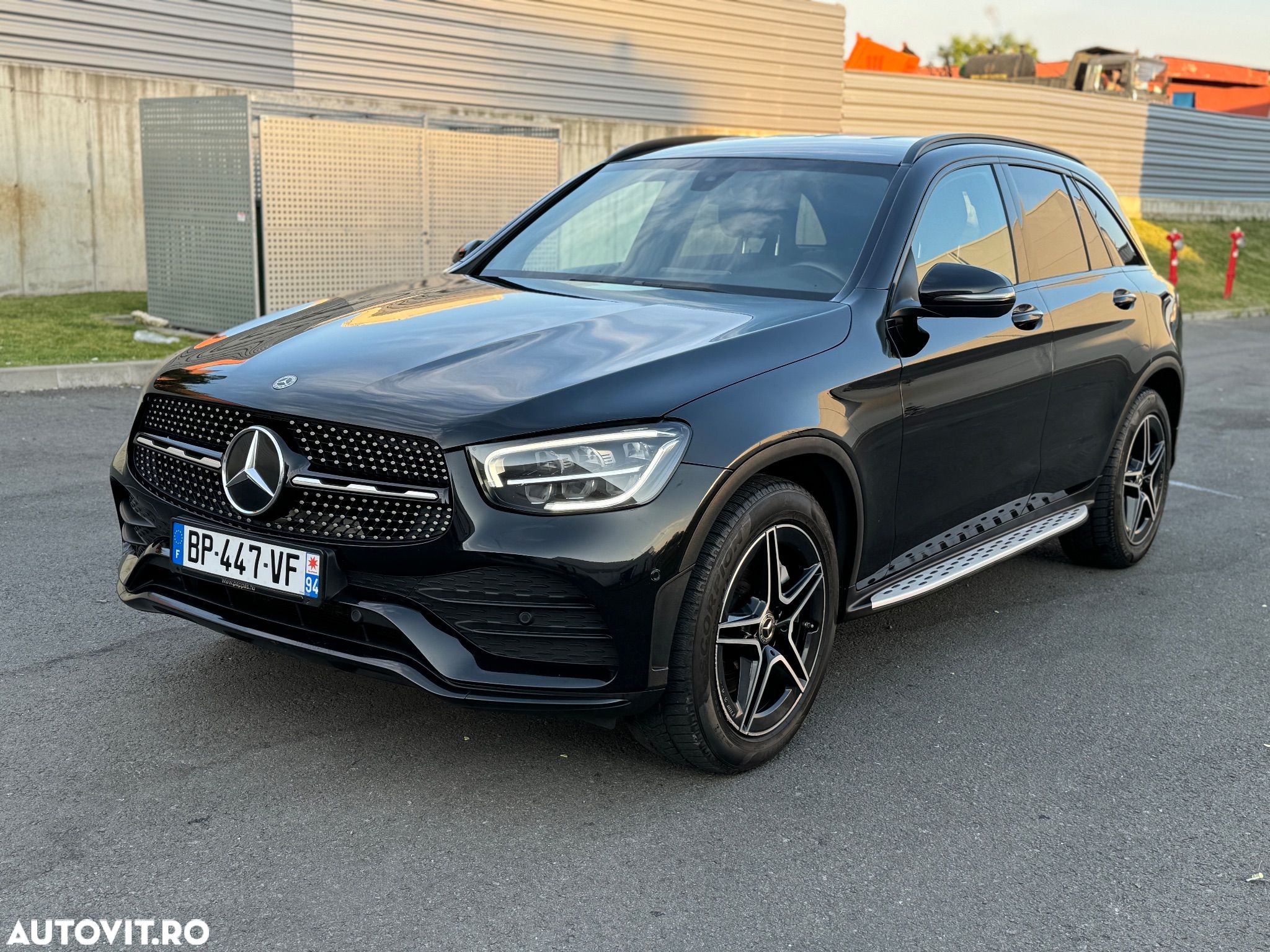 Mercedes-Benz GLC 220 d 4MATIC - 1